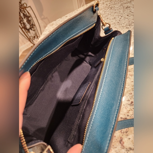 NWT - *AUTHENTIC COACH HANDBAG* - Picture 6 of 13